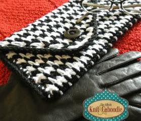 The 'Audrey' Clutch
